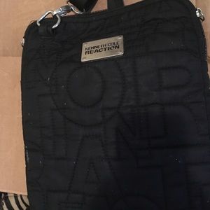 Kenneth Cole reaction shoulder bag